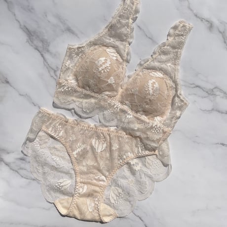 Protea Long Bralette（パッド込み）｜Vanilla