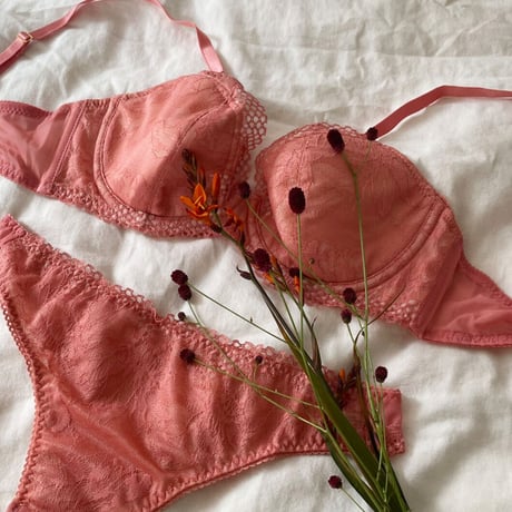 Calla Lily Underwire Bra｜Coral