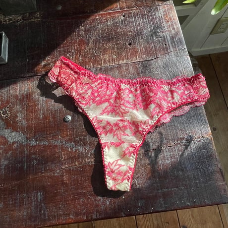 Lilac Thong｜Berry
