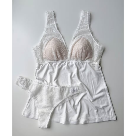 Amary BraCamisole（パッド込み）｜White