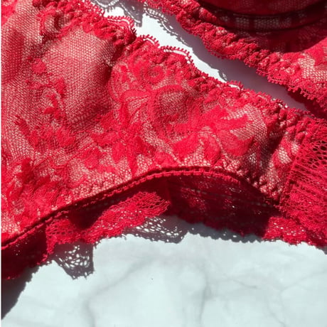 Serruria Thong｜Berry