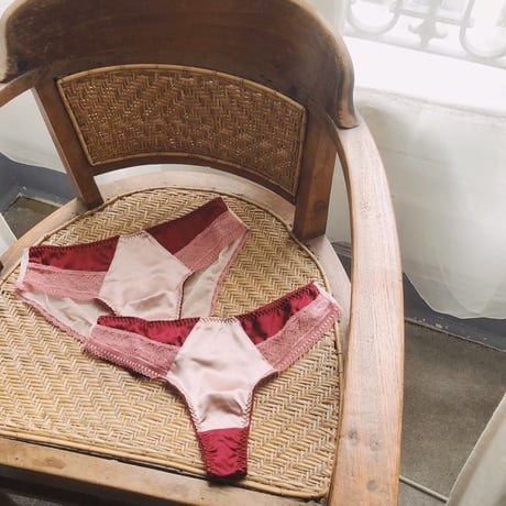 Bicolor Silk Bikini｜Wine Red