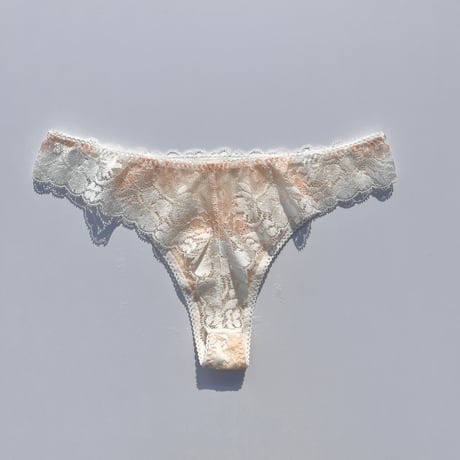 Lupin Thong｜White