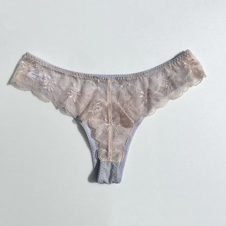 Jasmine Thong｜Pale Blue