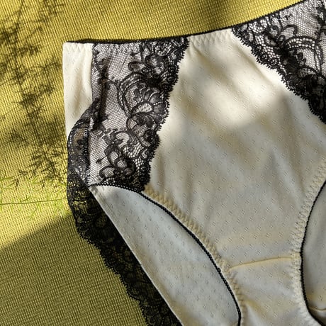 Cotelia High Waist Bikini｜Ivory