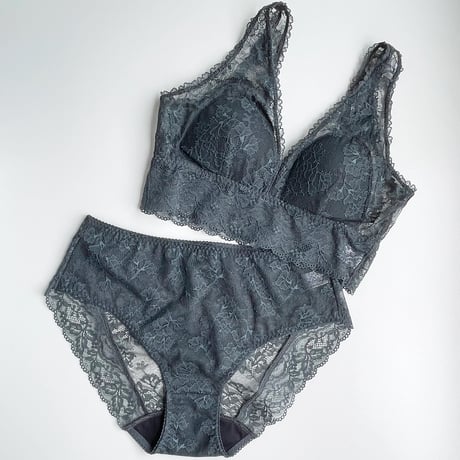 Viola Long Bralette（パッド込み）｜Moss Green