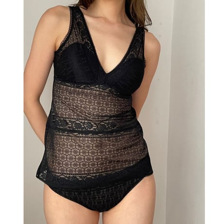 Freesia All Lace BraCamisole（パッド込み）｜Black