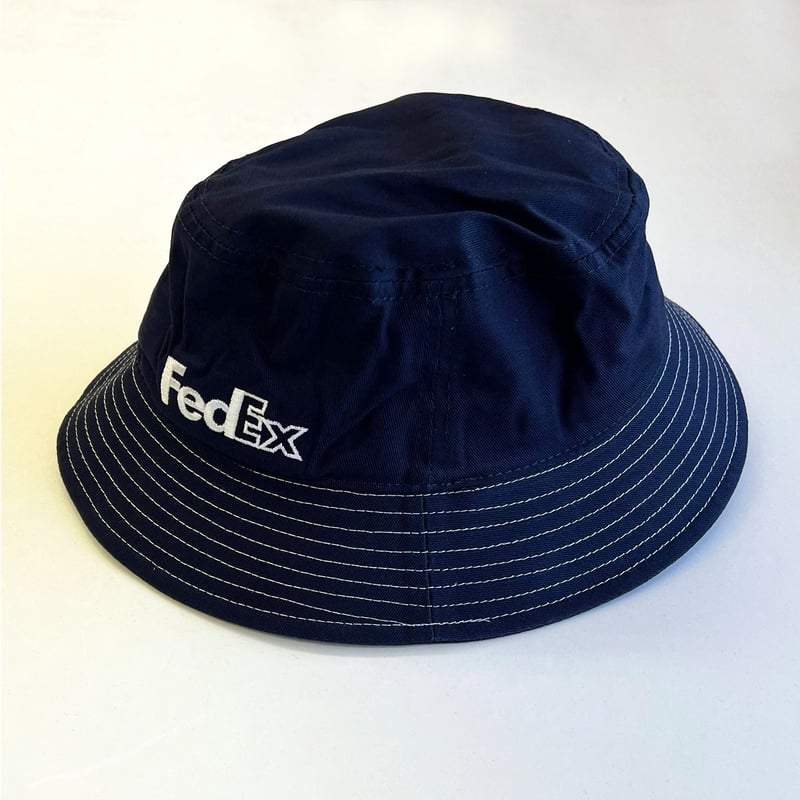 COTTON TWILL BUCKET HAT NAVY 未使用 FedEx Twill Bucket HAT フェデックス ハット 企業 オフィシャル |