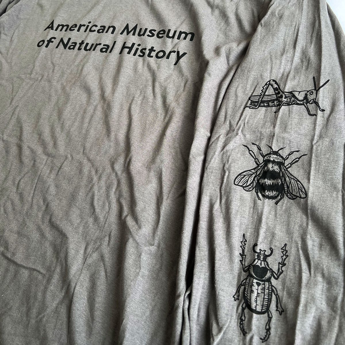 アメリカ自然史博物館HUMAN BIOLOGY & EVOLUTION Tシャツ アメリカ自然史博物館HUMAN BIOLOGY & EVOLUTION Tシャツ 2025年