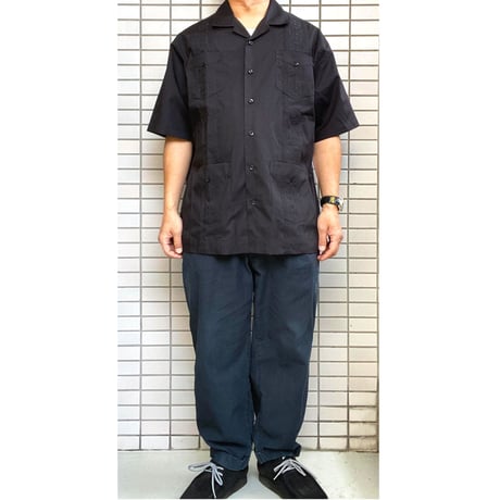 CUBAVERA   AUTHENTIC EMBROIDERED GUAYABERA SHIRT　キューバベラ　キューバシャツ