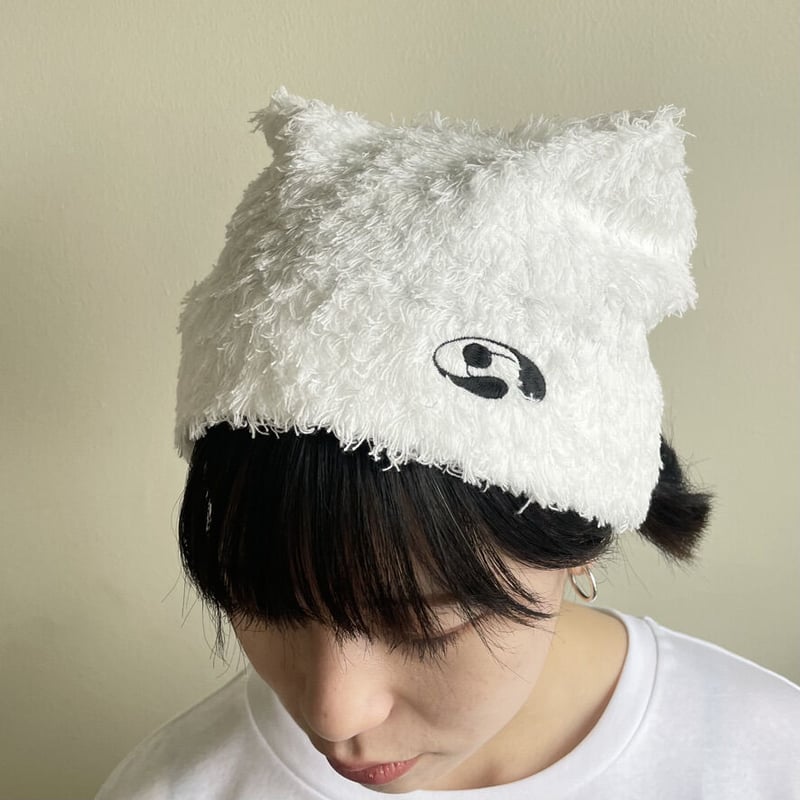 ホワイトバージョンchloma クロマ REFLECT FURRY cap - 帽子 ホワイトバージョンchloma クロマ REFLECT FURRY cap - 帽子