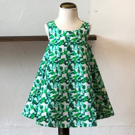 北欧ブランドプリント柄ワンピース Suvi bebe 1172052 Kids dress with lining Green Drop print