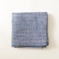 フレンチリネンギンガムチェックのハンカチ（NAVY）