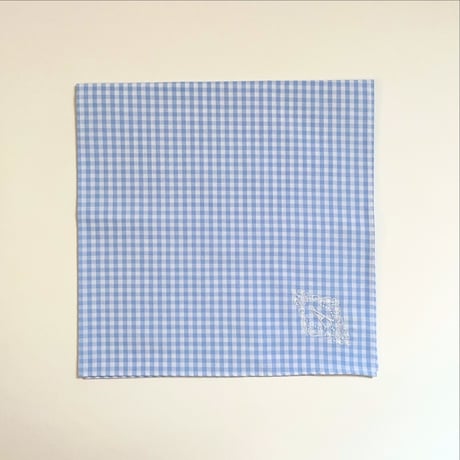 イニシャル刺繍ギンガムチェックのハンカチ（Candy BLUE*WHITE）