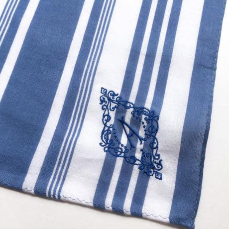 イニシャル刺繍STRIPEハンカチ（BLUE）