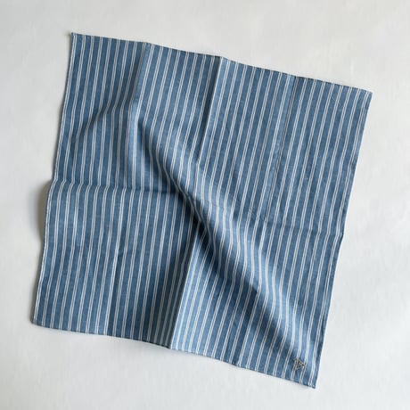 イニシャル刺繍ストライプの小さめハンカチ（SmokyBLUE*WHITE）
