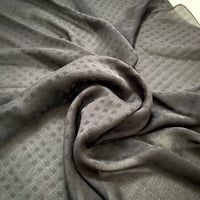 フランス製ヴィンテージ生地の大判シルクスカーフ（BLACK Square Jacguard） | SANDÉMEREEN