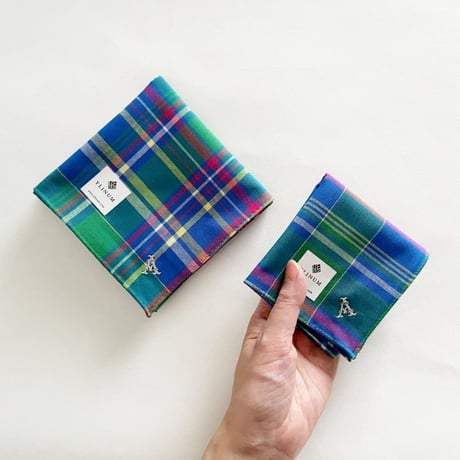 イニシャル刺繍チェックのハンカチ（BLUE*GREEN*YELLOW）