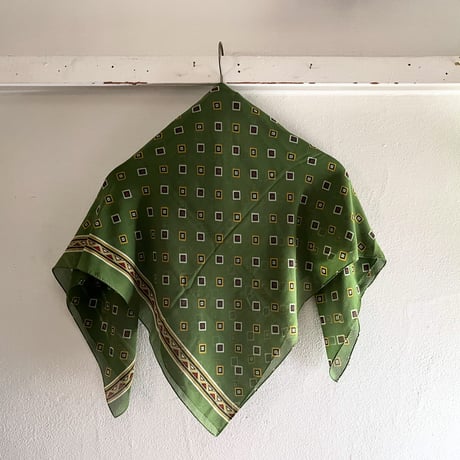 フランス製ヴィンテージ生地の小紋柄シルクシフォンスカーフ（OliveGREEN） | SANDÉMEREEN