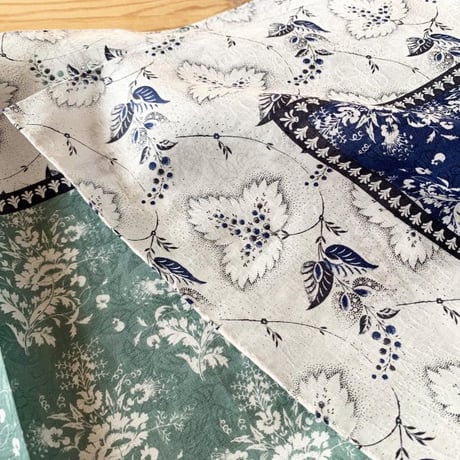 DOREEN ハンカチ（NAVY）