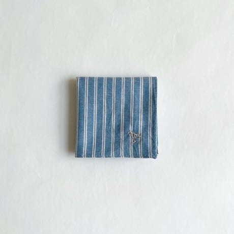 イニシャル刺繍ストライプの小さめハンカチ（SmokyBLUE*WHITE）