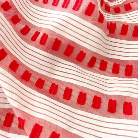 スイス製ヴィンテージ生地のシアートートバッグ（WHITE*RED）
