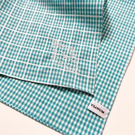 イニシャル刺繍ドビー織ギンガムチェックのハンカチ（TURQUOISE*WHITE）