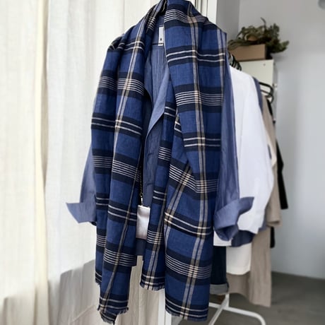 Check Linen Stole - リネン大判ストール（NAVY*BLACK） | SANDÉMEREEN