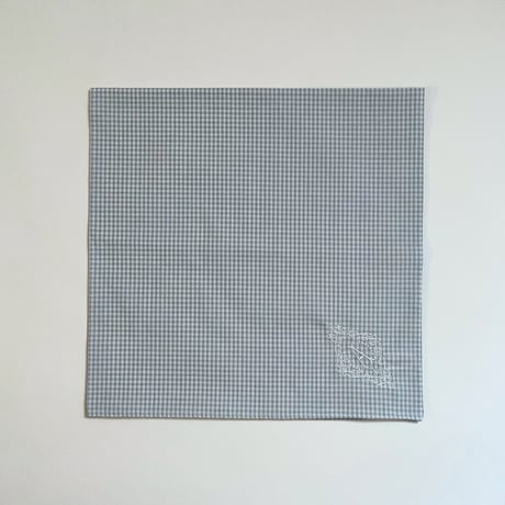 イニシャル刺繍ギンガムチェックのハンカチ（MIST*WHITE）