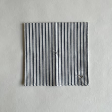 イニシャル刺繍ストライプの小さめハンカチ（WHITE*RustyNAVY）