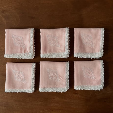 イニシャル刺繍ダブルガーゼレースミニハンカチ（PINK）