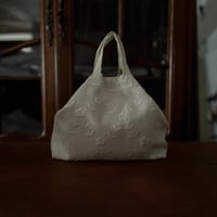 スイス製ヴィンテージ刺繍生地のショルダートートバッグ（WHITE * Floral Embroidery）