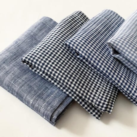 リネンシャンブレーハンカチ（NAVY）