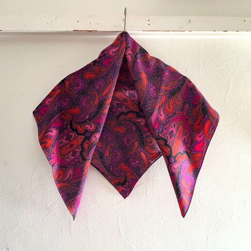 フランス製ヴィンテージ生地のシルクスカーフ（PINK*PURPLE*BLACK