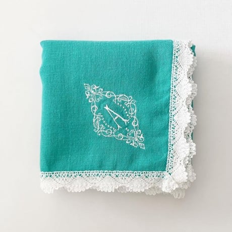 イニシャル刺繍ダブルガーゼレースハンカチ（GREEN）