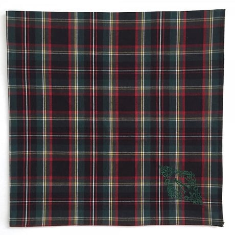 イニシャル刺繍タータンチェックのハンカチ（BLACK*GREEN*RED）