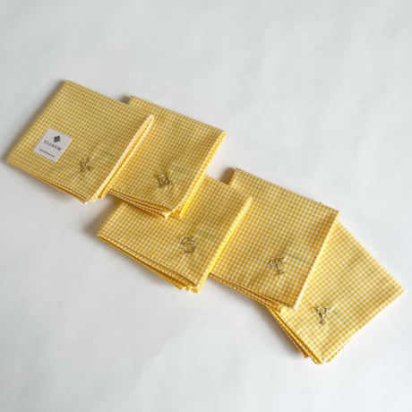 イニシャル刺繍ギンガムチェックの小さめハンカチ（YELLOW*WHITE）