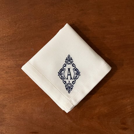 イニシャル刺繍コットンリネンハンカチ