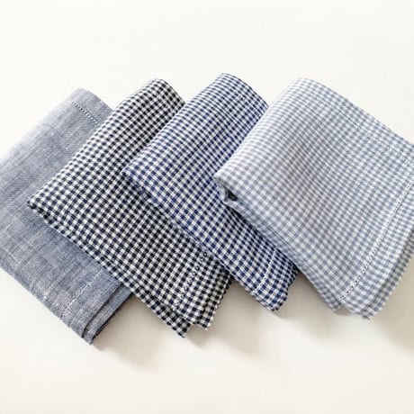 フレンチリネンギンガムチェックのハンカチ（NAVY）