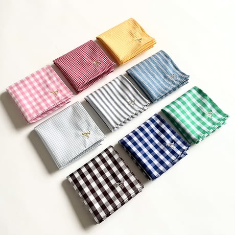 イニシャル刺繍ギンガムチェックの小さめハンカチ（GREEN*WHITE）