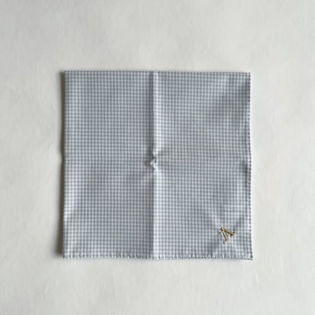 イニシャル刺繍ギンガムチェックの小さめハンカチ（MIST*WHITE）