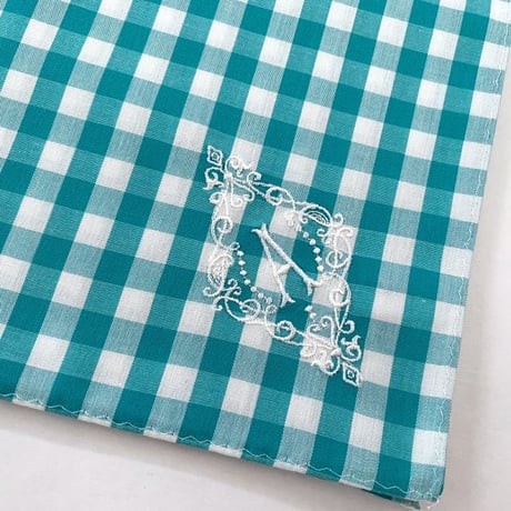 イニシャル刺繍ギンガムチェックのハンカチ（TURQUOISE GREEN）