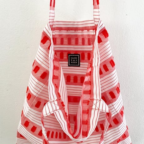 スイス製ヴィンテージ生地のシアートートバッグ（WHITE*RED）