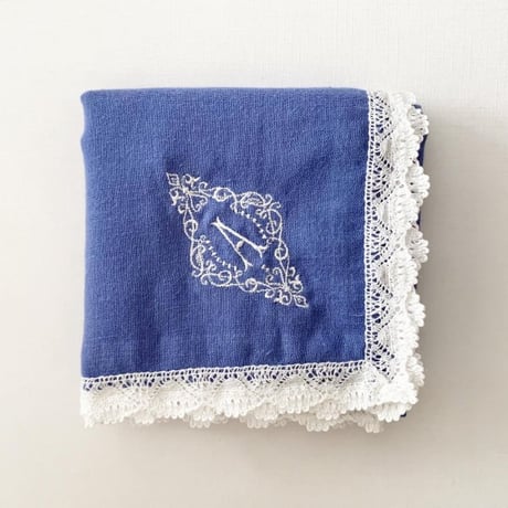 イニシャル刺繍ダブルガーゼレースハンカチ（BLUE）