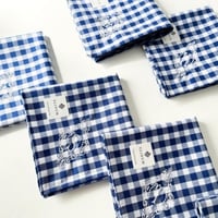 イニシャル刺繍ギンガムチェックのハンカチ（NAVY*WHITE）