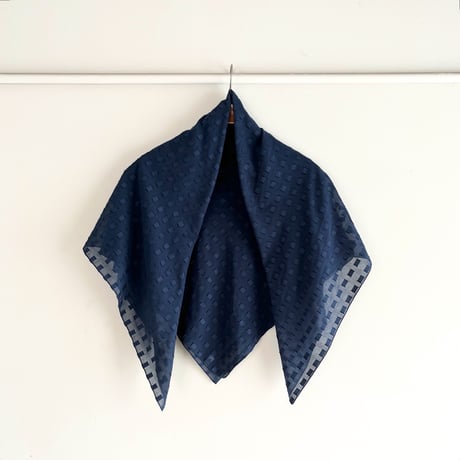 Block Dobby シアーコットン大判スカーフ（NAVY）