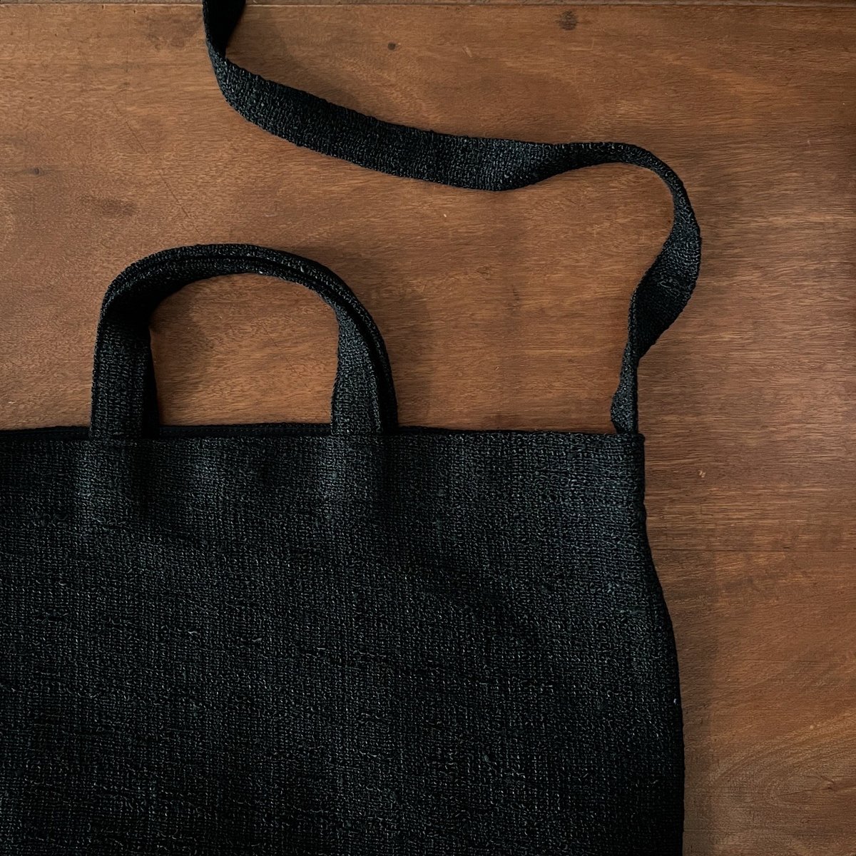 フランス製ヴィンテージ生地のショルダートートバッグ（BLACK） | YLINUM