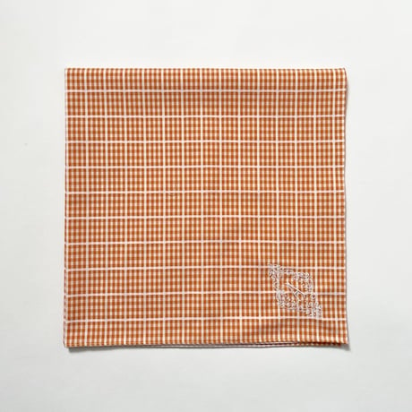 イニシャル刺繍ドビー織ギンガムチェックのハンカチ（ORANGE*WHITE）