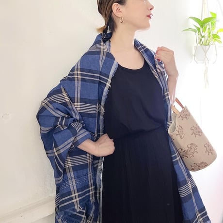 Check Linen Stole - リネン大判ストール（NAVY*BLACK） | SANDÉMEREEN