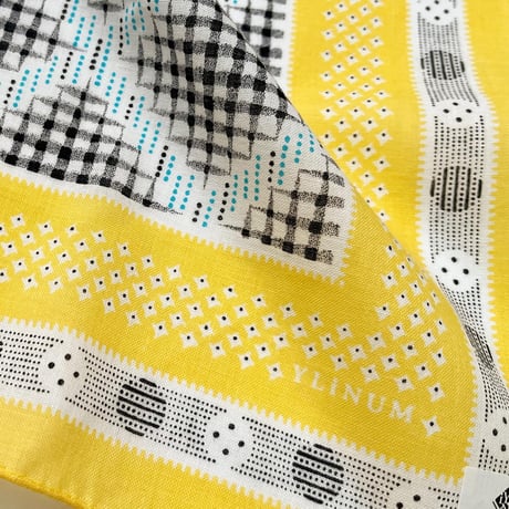 CLARENCE ハンカチ（Custard YELLOW）